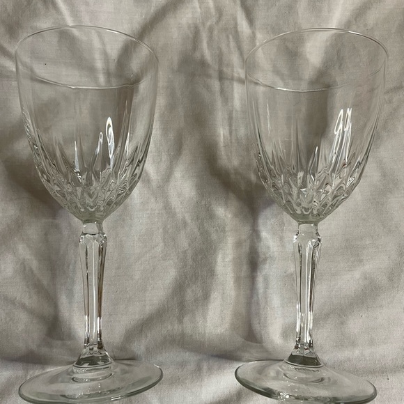 Cristal d'Arques Durand Diamant Water Wine Goblets Glasses (Set Of 2) - Picture 2 of 7